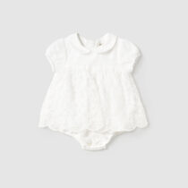 Pelele ceremonia recién nacida