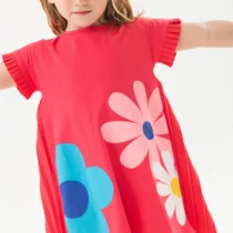 Vestido de punto para  niña con diseño de flores