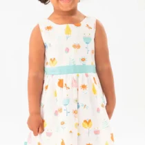 Vestido de satén de  niña con estampado de flores en colores pastel
